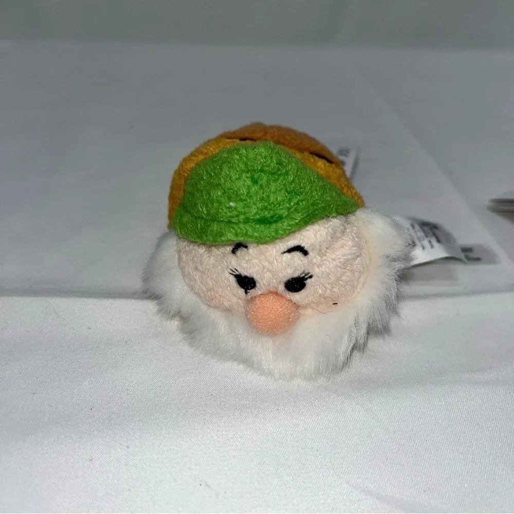 Disney Tsum Tsum Plush Snow White And The 7 Dwarfs Lot of 7 ALL WITH TAGS